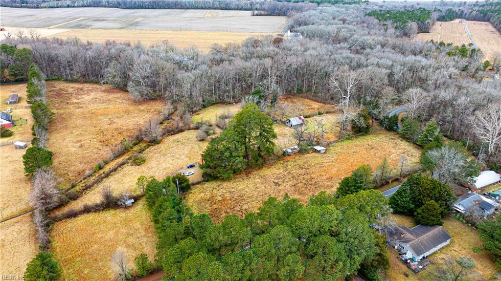 4500 Backwoods Rd Property Photo 13