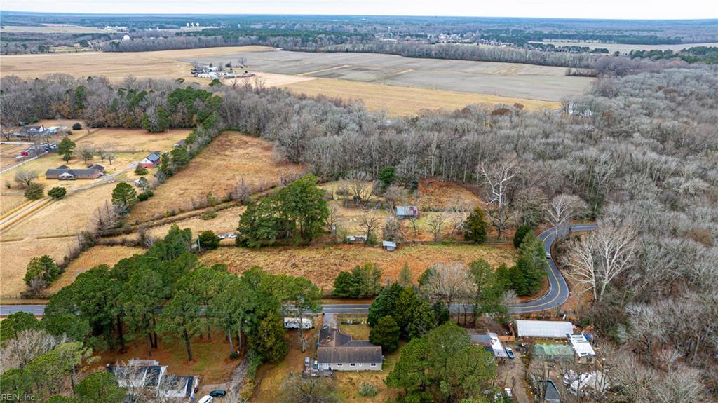 4500 Backwoods Rd Property Photo 14