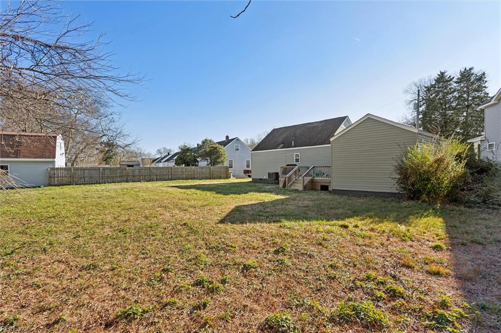 35 Westover St Property Photo 34