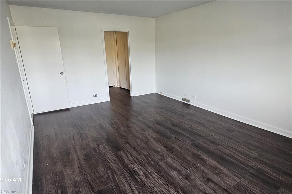 7320 Glenroie Ave Property Photo 26