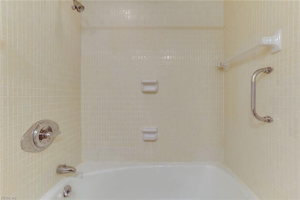 7320 Glenroie Ave Property Photo 37