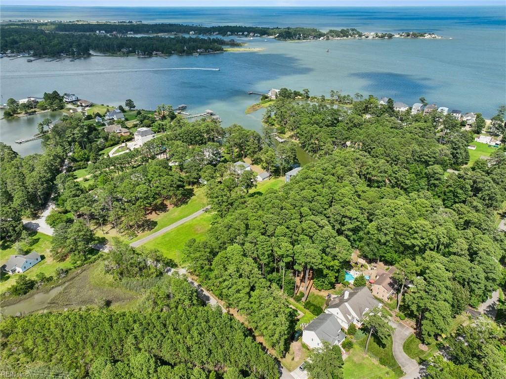 106 Anchor Dr Property Photo 1