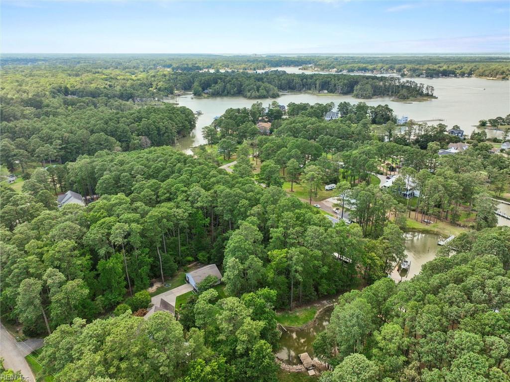 106 Anchor Dr Property Photo 7