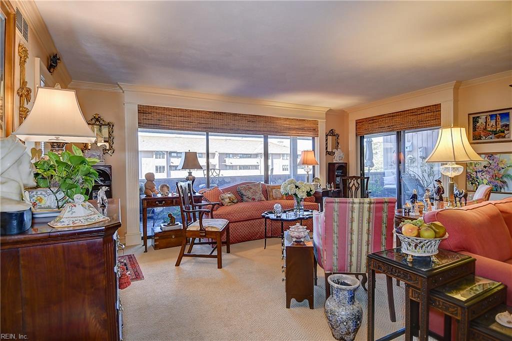 700 Oriole Dr Property Photo 23