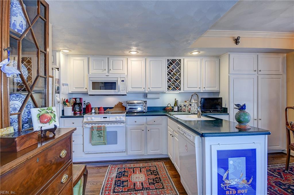 700 Oriole Dr Property Photo 34