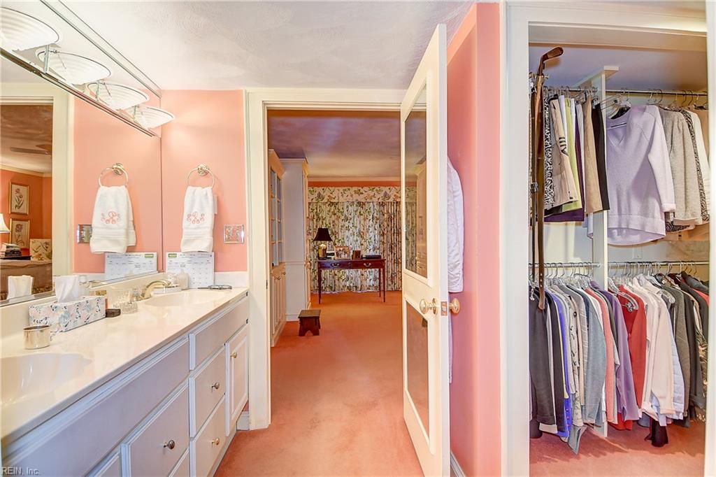 700 Oriole Dr Property Photo 40