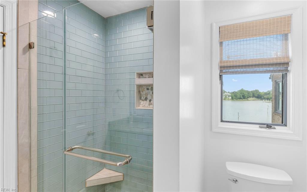 4239 Hatton Point Ln Property Photo 9