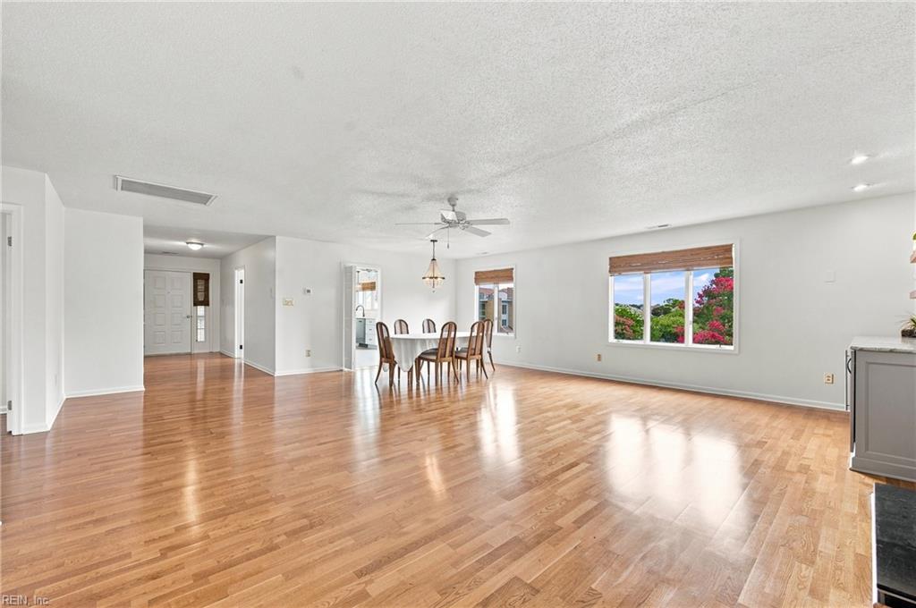 4239 Hatton Point Ln Property Photo 31
