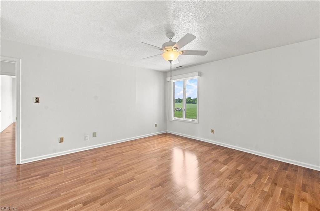 4239 Hatton Point Ln Property Photo 40