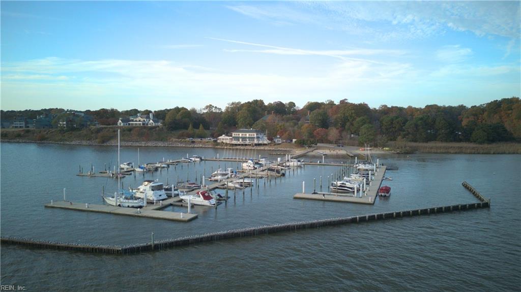 609 Dock Lndg Property Photo 8