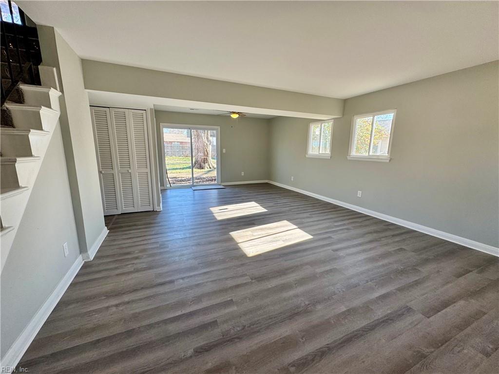 121 Fort Worth St Property Photo 3