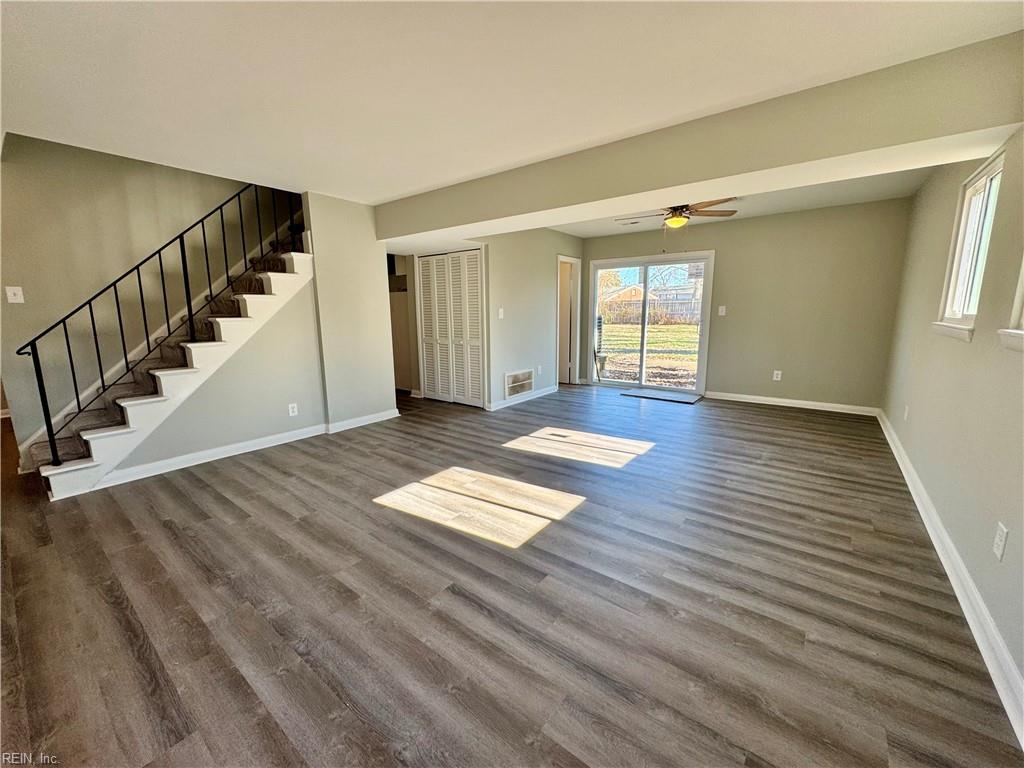 121 Fort Worth St Property Photo 4