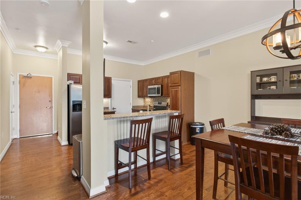 450 W Princess Anne Rd Property Photo 10