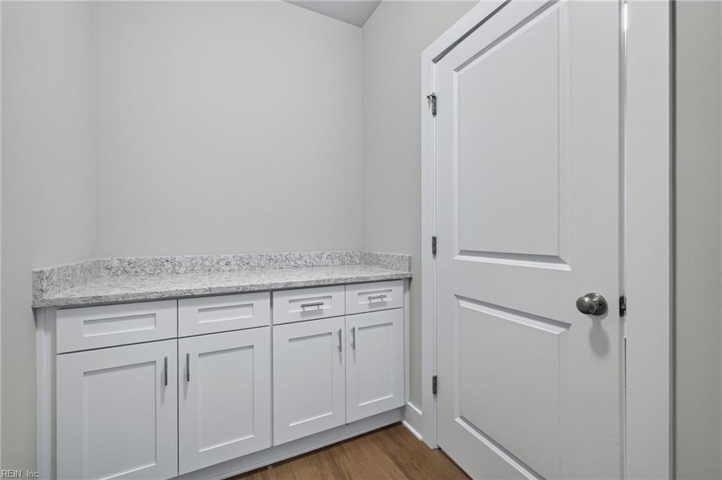 3319 Yarding Way Property Photo 9