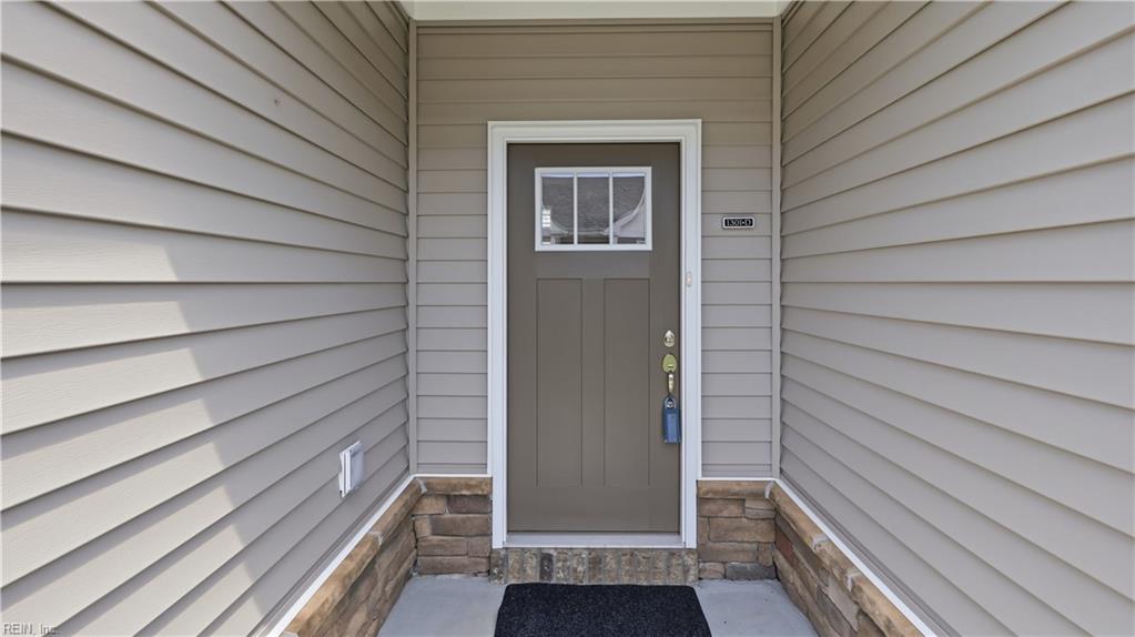 1301 Regal Rd Property Photo 5