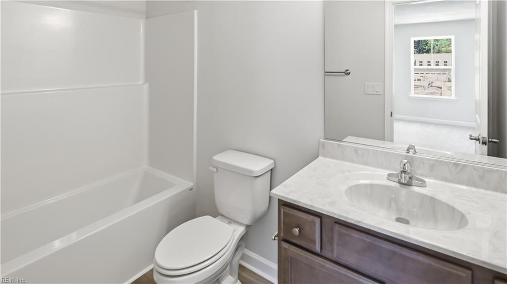 1301 Regal Rd Property Photo 15