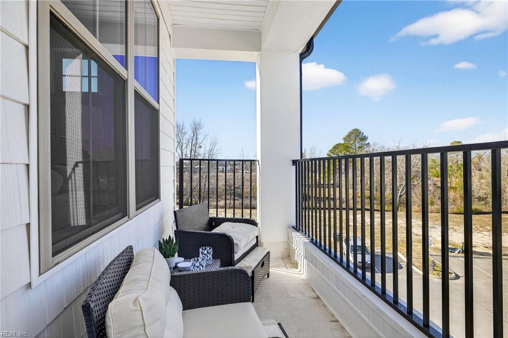 Mm Pavillion Series Legacy Lakeside Lofts Property Photo 24