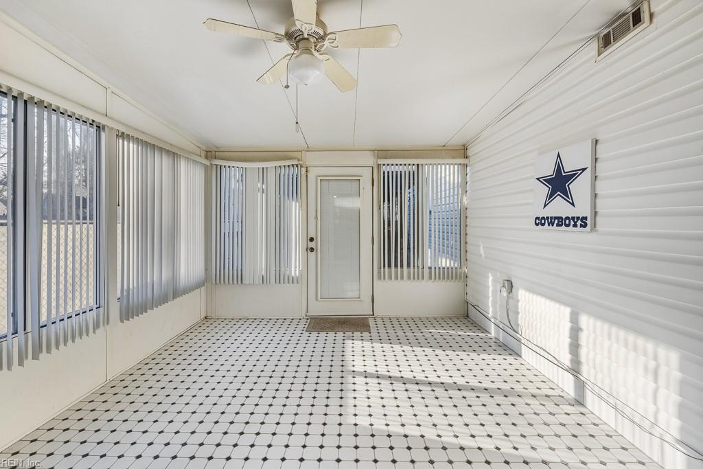 2835 Chesapeake Blvd Property Photo 22