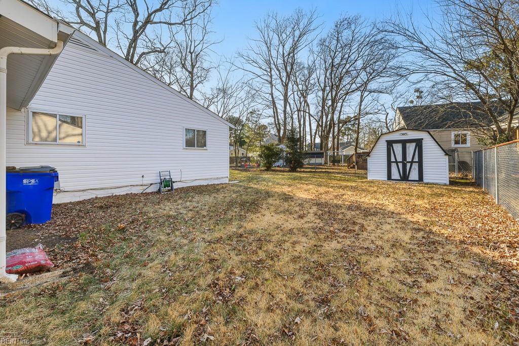 2835 Chesapeake Blvd Property Photo 25
