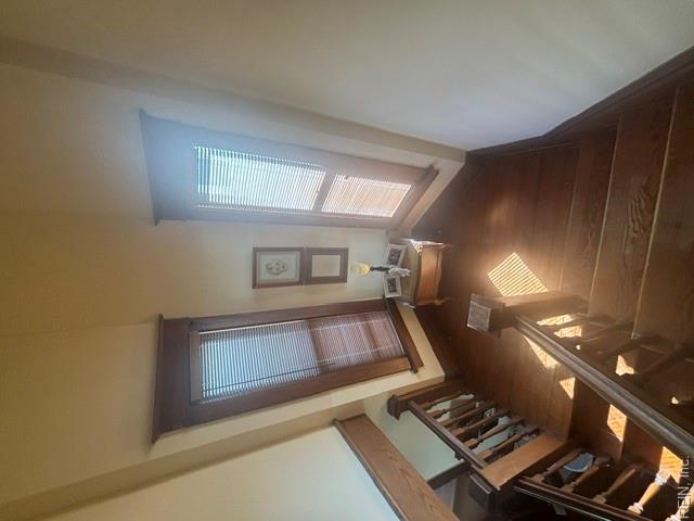 405 W 2nd Ave Property Photo 50