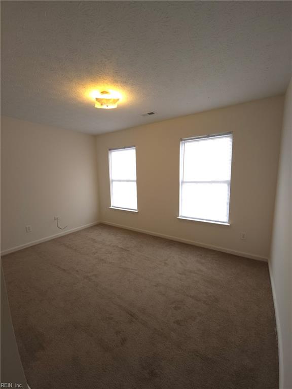 4616 Sir Gilbert Loop Property Photo 4