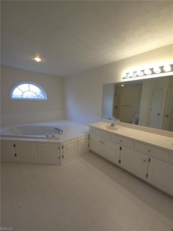 4616 Sir Gilbert Loop Property Photo 7