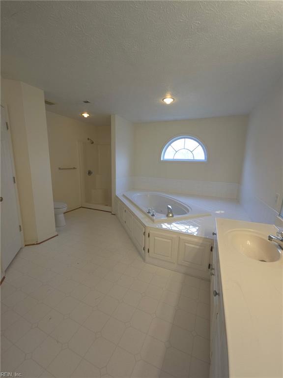4616 Sir Gilbert Loop Property Photo 8