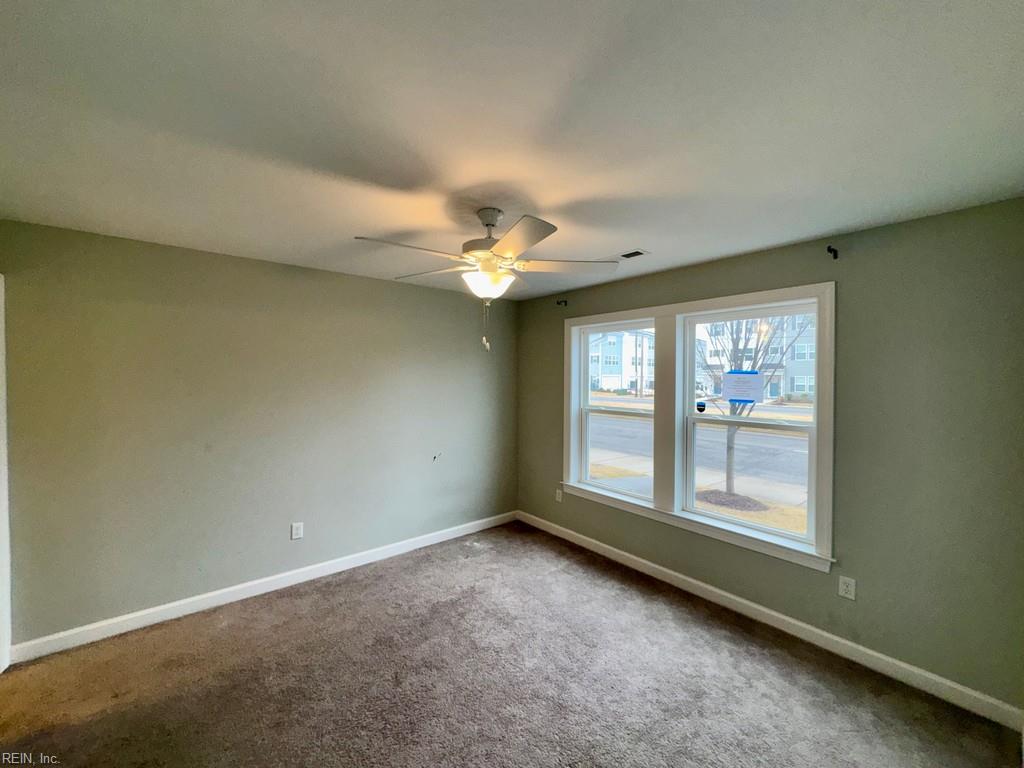 8512 Chesapeake Blvd Property Photo 3