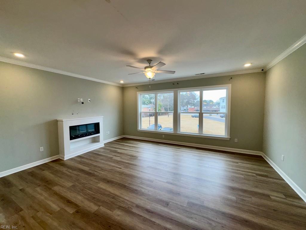 8512 Chesapeake Blvd Property Photo 6