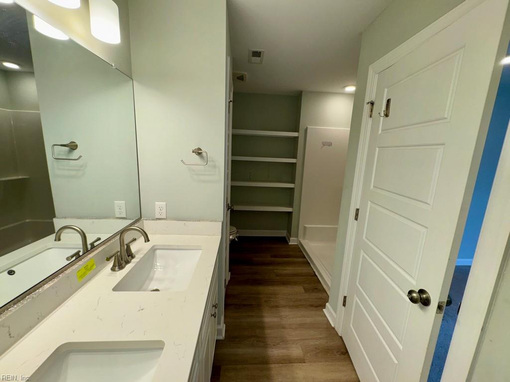 8512 Chesapeake Blvd Property Photo 14