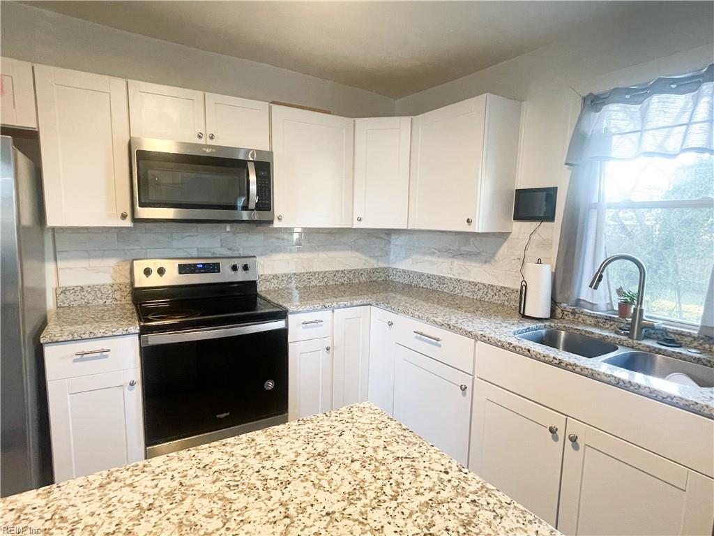 1307 Hatton St Property Photo 1
