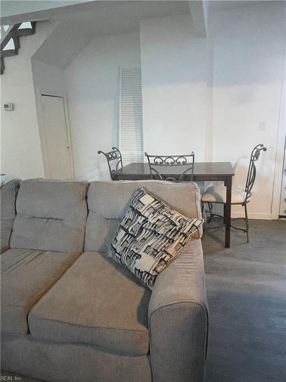 1307 Hatton St Property Photo 10