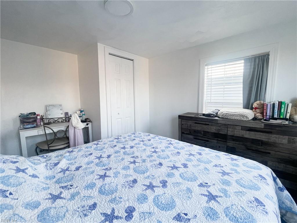 1307 Hatton St Property Photo 23