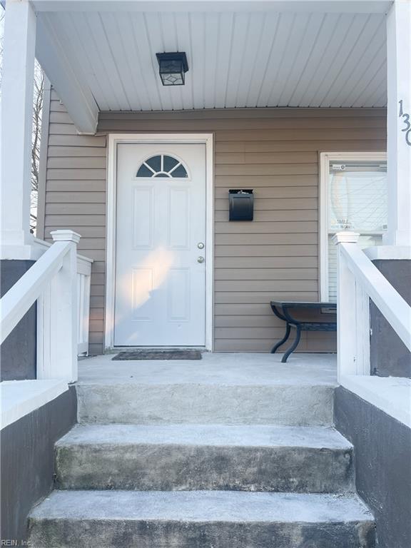 1307 Hatton St Property Photo 28