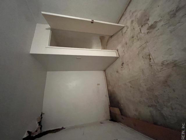 857 B Ave Property Photo 9