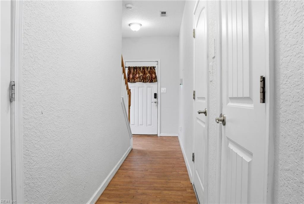 924 Deep Branch Way Property Photo 10