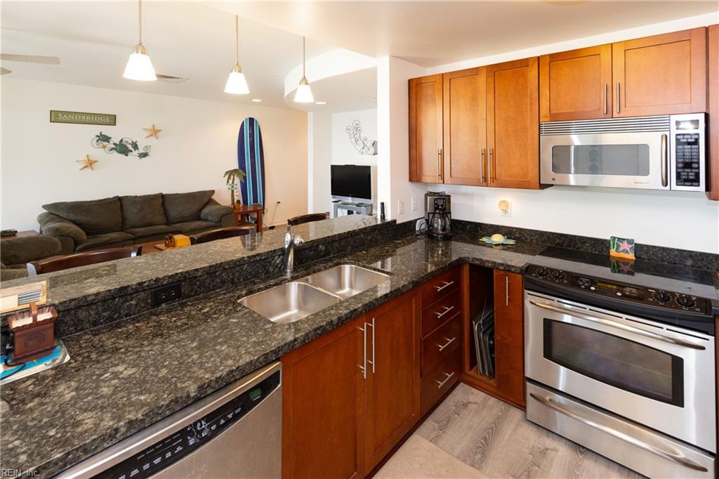 3700 Sandpiper Rd Property Photo 8