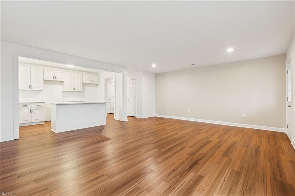 15661 Warwick Blvd Property Photo 44