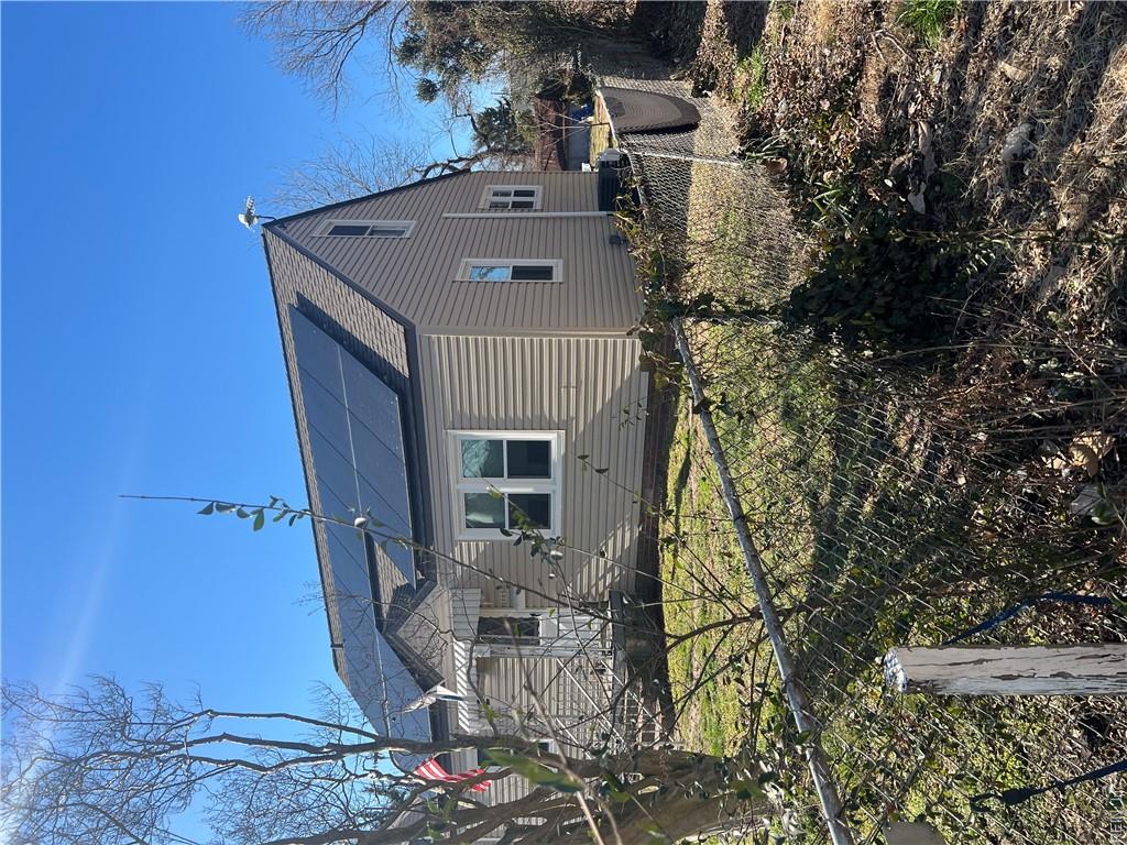 1135 Jasmine St Property Photo 11