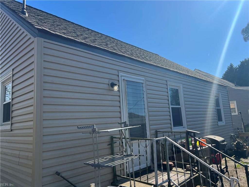 1135 Jasmine St Property Photo 13