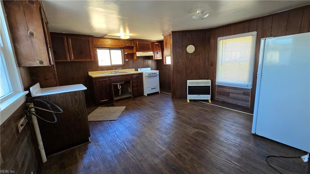 311 Council Rd Property Photo 5