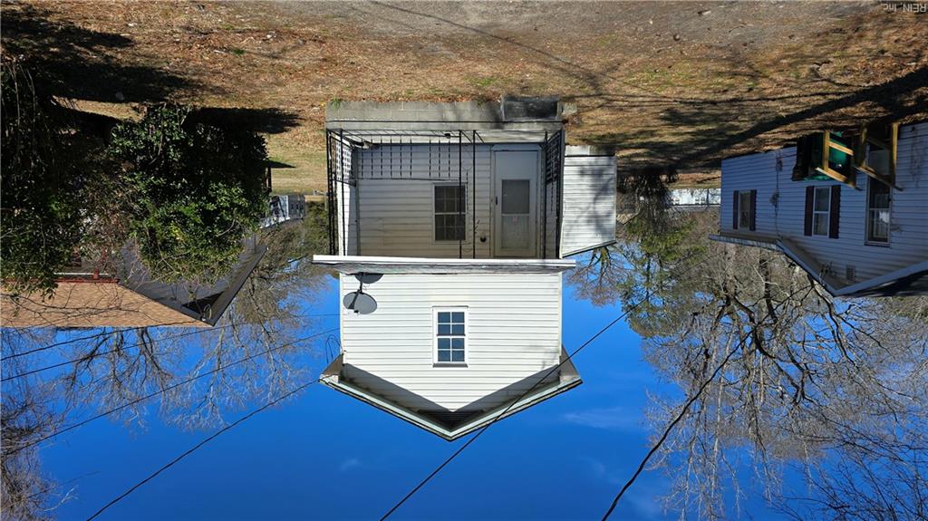 311 Council Rd Property Photo 11