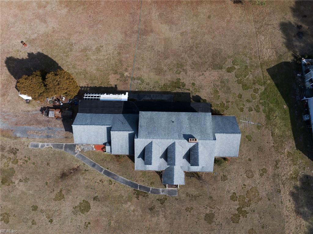 2406 Hallieford Rd Property Photo 9