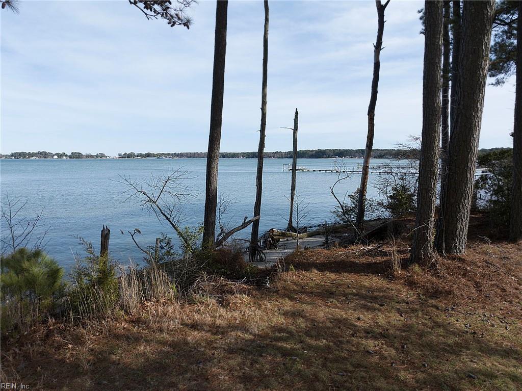 2406 Hallieford Rd Property Photo 13