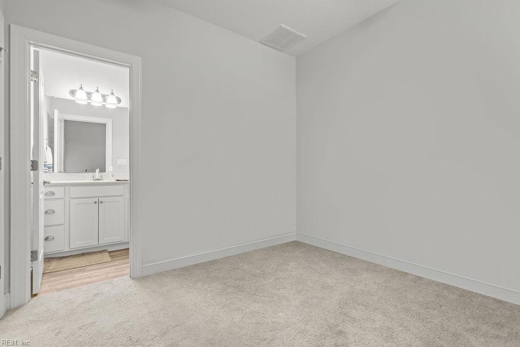 202 Thornwood Dr Property Photo 20