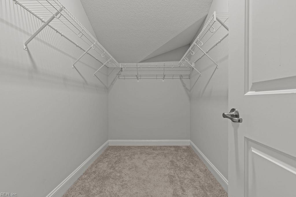 202 Thornwood Dr Property Photo 34