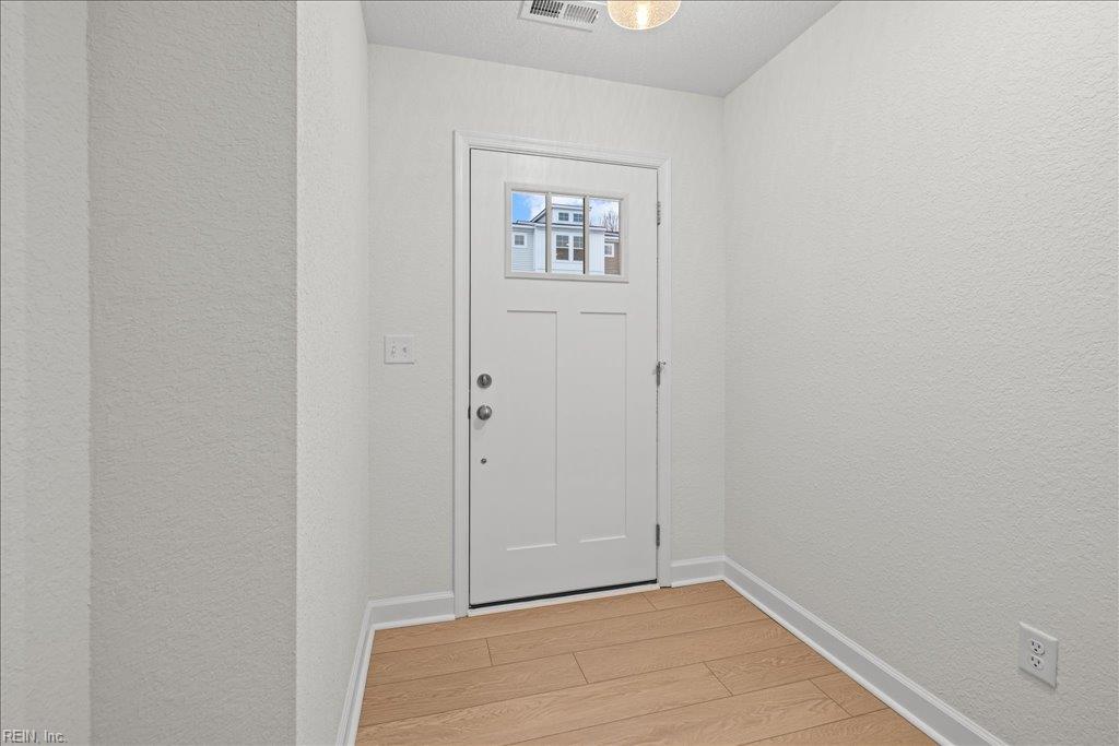 302 Living Water Way Property Photo 5