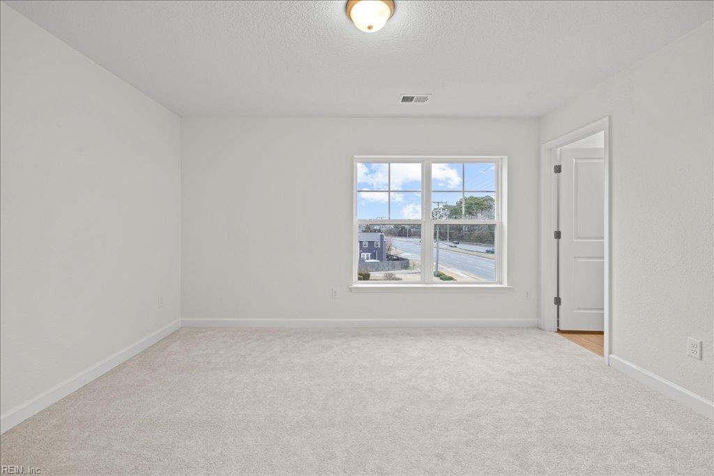302 Living Water Way Property Photo 34