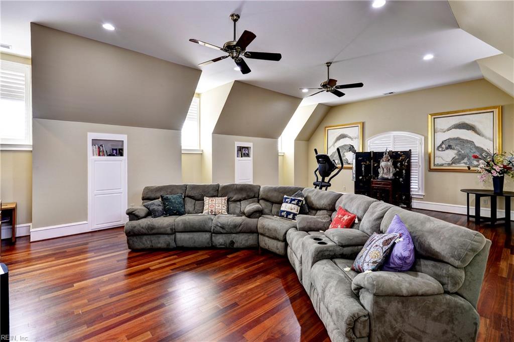 2925 Barrets Pointe Rd Property Photo 33