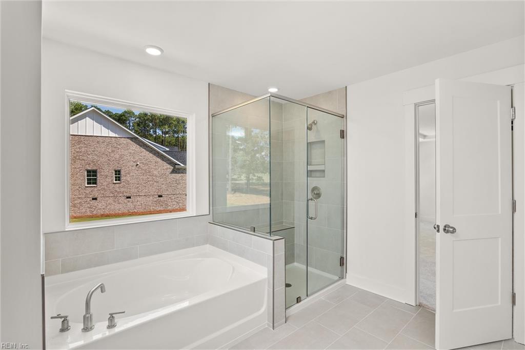 100 Waggle Dr Property Photo 21